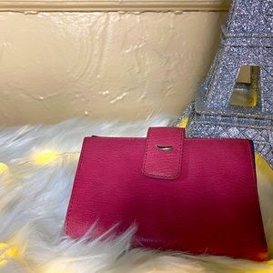 Plum wallet